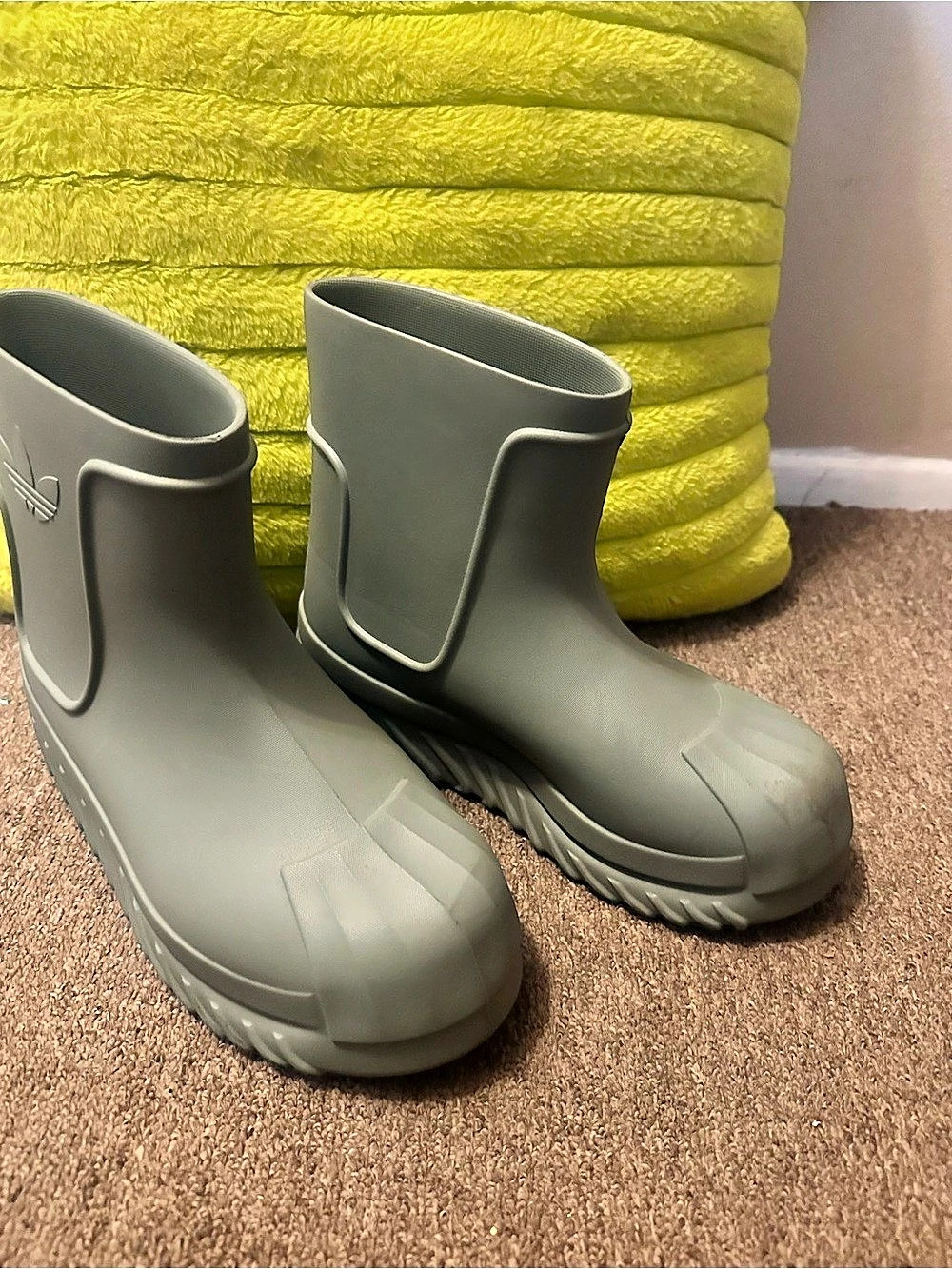 Sorel Green Rain Boots Like New